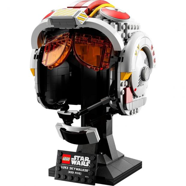 Stroud News and Journal: LEGO Star Wars Luke Skywalker Red Five Helmet Set (IWOOT)