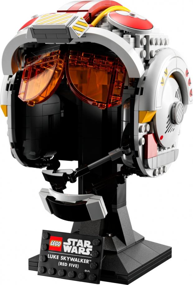 Stroud News and Journal: Star Wars™ Luke Skywalker (Red Five) Helmet by LEGO. (Disney)