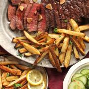 Best steakhouses near Stroud according to Tripadvisor reviews (Canva)