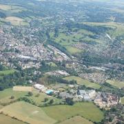 Stroud by Air1jwilkins1212 - Own work, CC BY-SA 3.0, https://commons.wikimedia.org/w/index.php?curid=12241036